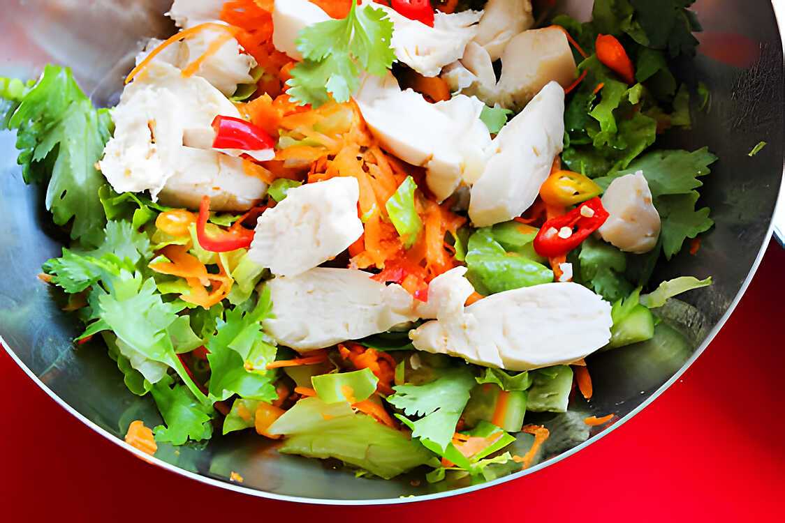 Vietnamese Spicy Chicken Salad