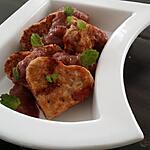 recipe PB & Strawberry heart cakes with banana and strawberry sauce